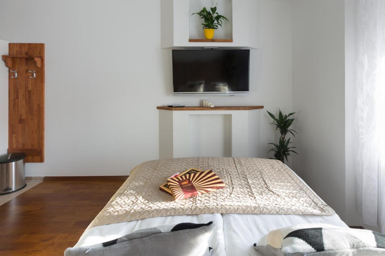 Palace Apartments By Zgrent Zagreb Ngoại thất bức ảnh