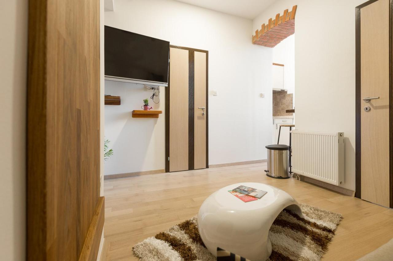 Palace Apartments By Zgrent Zagreb Ngoại thất bức ảnh